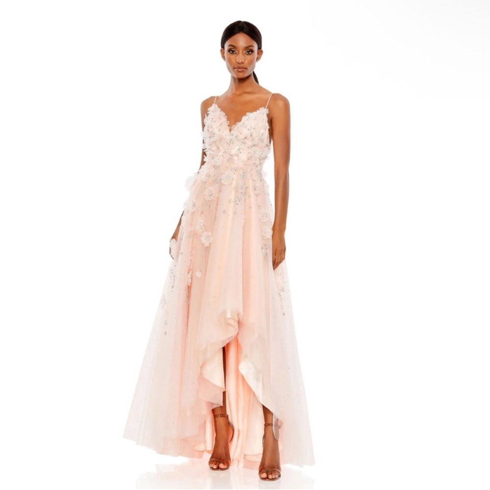 MAC DUGGAL Floral Embellished Applique Sleeveless High-Low Gown